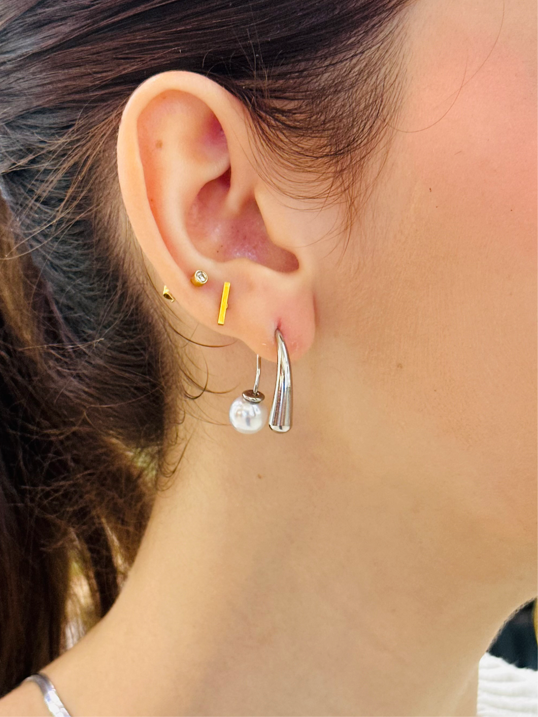 Gota Perlada Steel Earrings