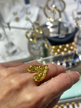 Load image into Gallery viewer, Cosme Love Gold Ring
