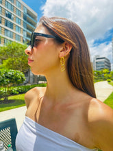 Load image into Gallery viewer, Lovi Lovi Gold Earrings
