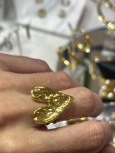 Load image into Gallery viewer, Cosme Love Gold Ring

