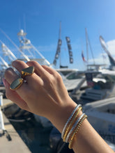 Load image into Gallery viewer, Twist Gold Bangle
