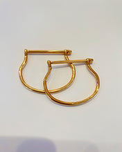 Load image into Gallery viewer, London Bangle

