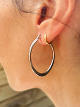 Load image into Gallery viewer, Small Drop Steel Hoops
