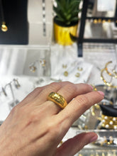 Load image into Gallery viewer, Stone Gold Ring
