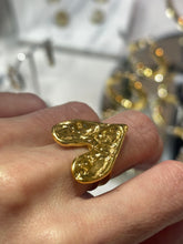 Load image into Gallery viewer, Cosme Love Gold Ring
