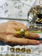 Load image into Gallery viewer, Cameron Gold Ring
