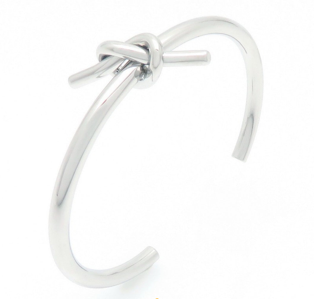 Nudo De La Suerte Steel Bangle
