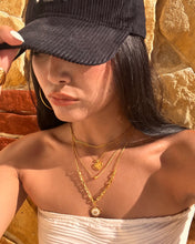 Load image into Gallery viewer, Figaro Gold Double Chain
