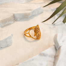 Load image into Gallery viewer, Hand Heart Gold Ring
